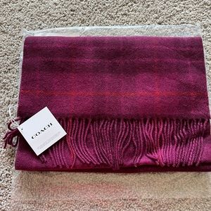 Brand New Bright Violet Reversible Horse and Carriage Plaid Scarf